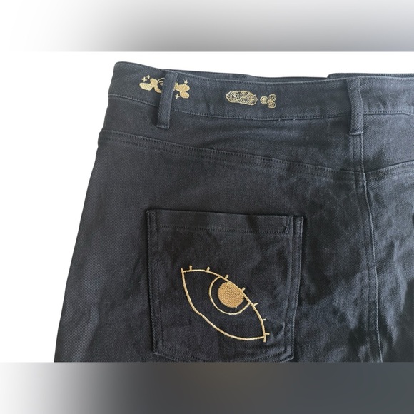 LAZY OAF x Laura Callaghan Eyes On My Butt Skirt - Picture 8 of 9